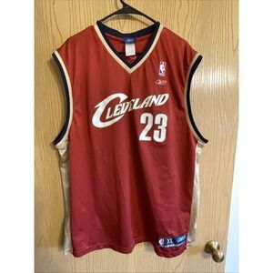 Men's Reebok Cleveland  basketball jersey LeBron James 23 red size‎ extra large